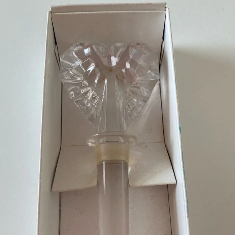 Mikasa Austrian Crystal Glass Heart Shaped Wine Stopper NIB